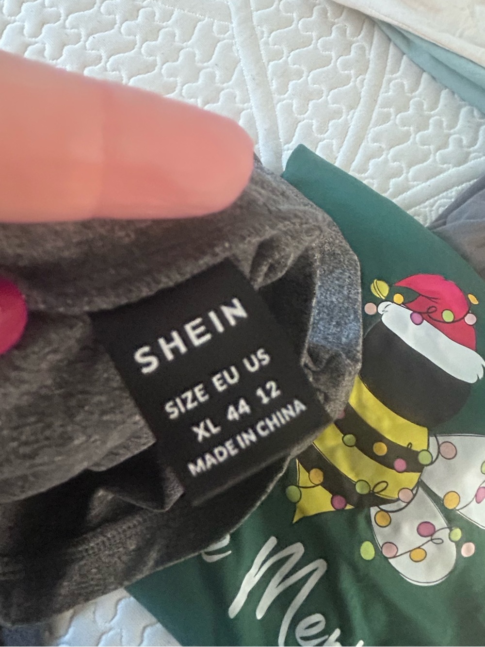 SHEIN 3 Graphic Tees - Picture 3 of 5